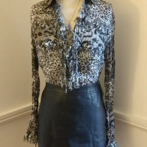 CHRISTMAS Ribbon Cut Animal Print Neutral Color Blouse NWT